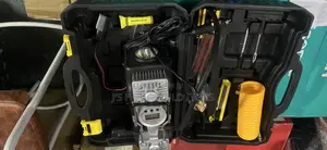 Compressor ya Hewa Portable ya Silinda 2 na Kipimo cha Dijitali