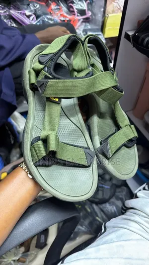 Green Men's Teva Open Shoes Size 40