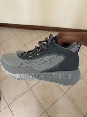 Skechers SKX Basketball Shoes Brand New
