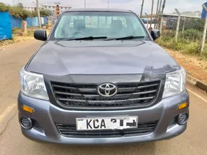 Toyota Hilux 2015 Single Cabin