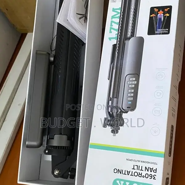 T05 Multifunctional 360° Phone Selfie Stick Tripod - 1