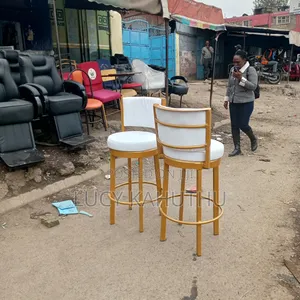 Heavy Duty White High Stool Chairs with Gold Frame