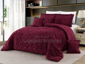 Maroon Amd White, Quality Tufted Adult Duvets