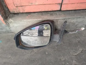 Toyota Fortuner 2015 Side Mirror Indicator