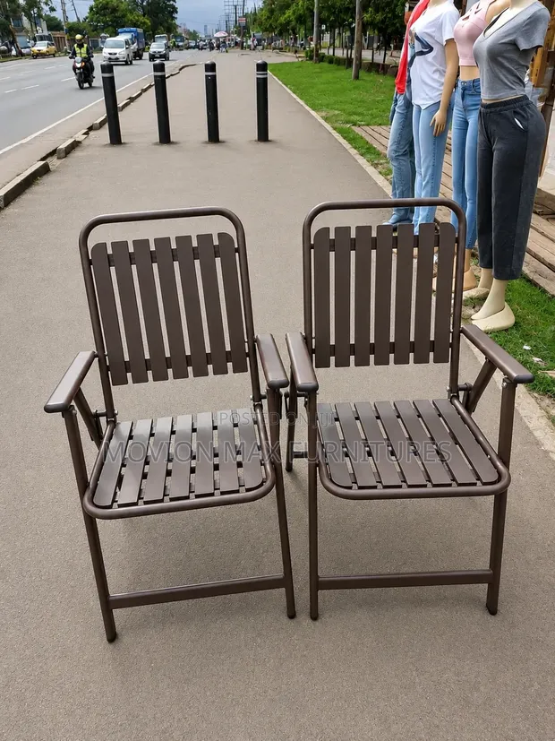 Brand New Foldable Freelancer Relaxing Chairs - 1