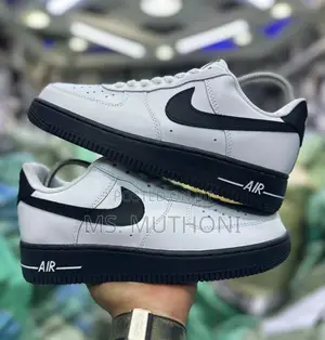 Nike Air Force 1 '07 White/Black Sneakers