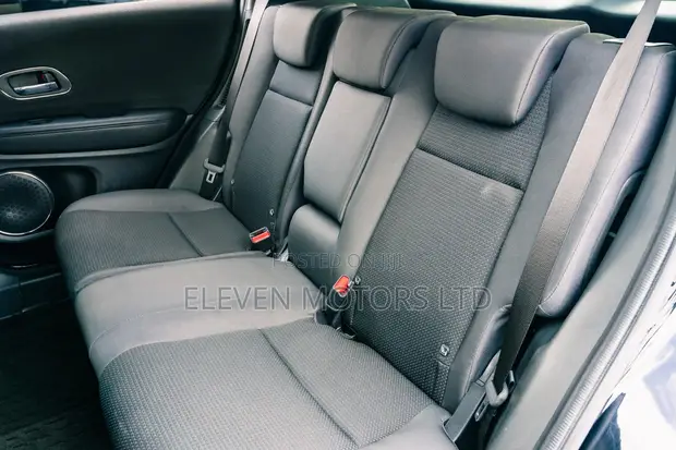 Honda Vezel Hybrid X 2019 Nyeusi - 1