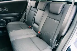 Honda Vezel Hybrid X 2019 Nyeusi