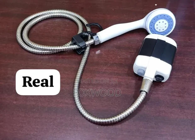 Shower ya Kambi Portable ya Kuchajiwa - 1