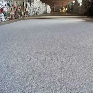 Carpet ya Ukuta kwa Ukuta ya Delta Rangi ya Maroon na Grey