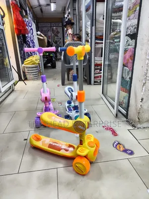Kids Scooter with Seat and Flickering Lights