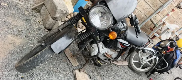 Bajaj Boxer 2023 Black - 1