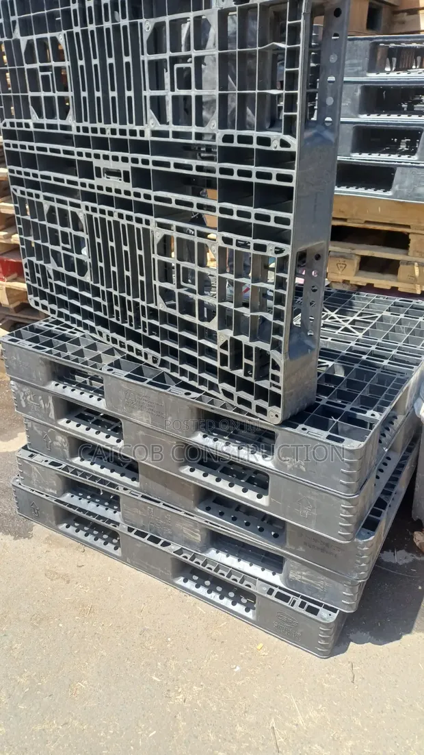 Used Plastic Pallets 110cm x 110cm - 1