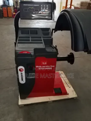 Heavy Duty Tyre Balancer Machine