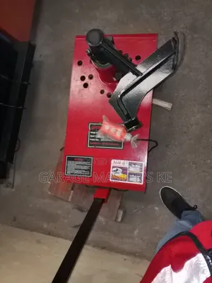 Heavy-Duty Truck Tyre Changer Machine