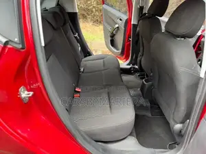 Peugeot 208 2019 Nyeusi