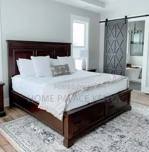Elegant Modern Mahogany Wooden Bed - Queen Size