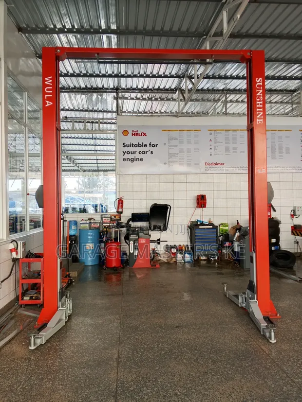 Heavy Duty 4 Ton 2 Post Car Lift - 1