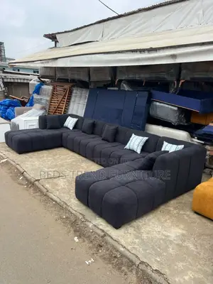 9 Seater U-Shaped Black Sofa