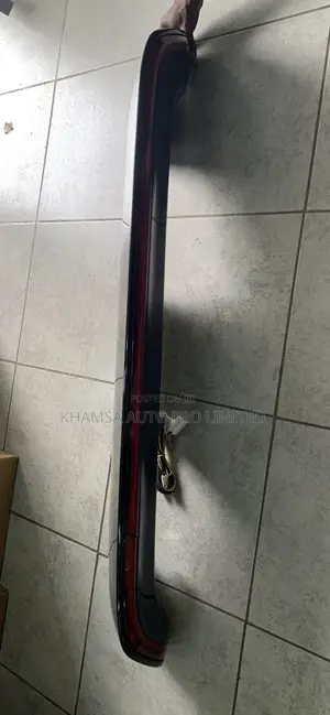 Toyota Land Cruiser 200 Series V8 Spoiler with LED