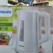 White Philips 1.7L Cordless Electric Kettle - 2