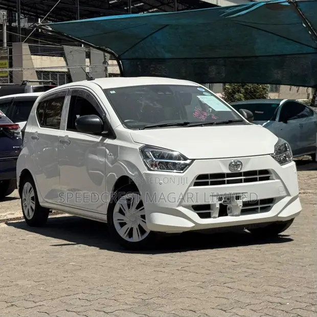 Toyota Pixis 2020 White - 1