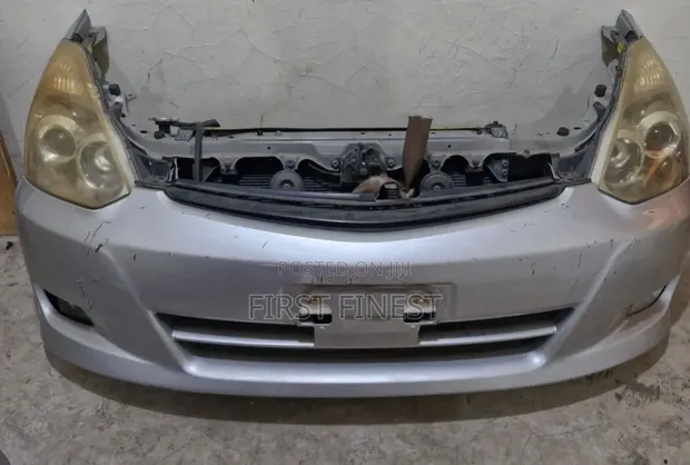 Toyota Wish 2005 Nosecut Xenon - Black - 1
