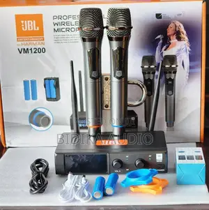 Brand New JBL VM1200 Dual Wireless Microphone System