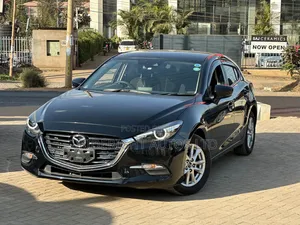 Mazda Axela 2019 Nyeusi