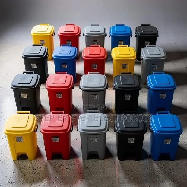 30L Hard Plastic Pedal Dustbin - 1