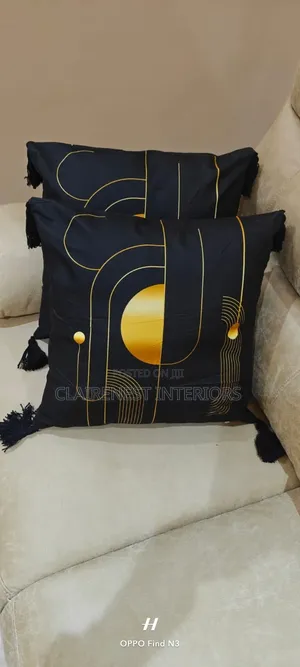 Soft Luxury for Your Space With Cheap Throw Pillows