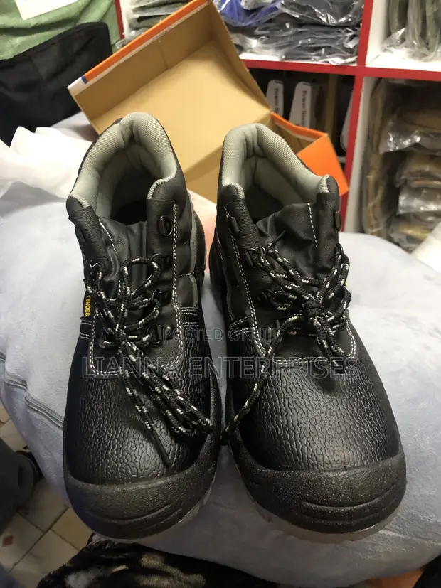 Unisex Safety Boots - 1