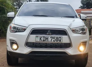 Mitsubishi RVR 2015 Nyeupe