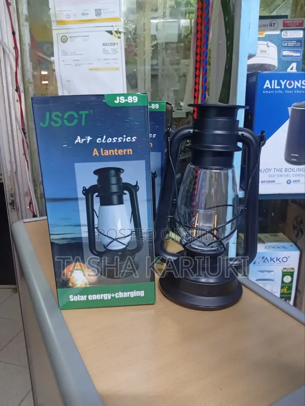 Taa ya Solar Rechargeable LED - Mkali na Portable - 1