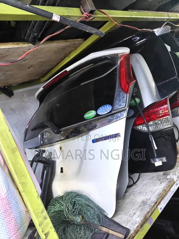 Boot ya Honda Fit (2015-2017) - 1
