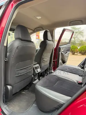 Subaru Forester 2021 Nyeusi