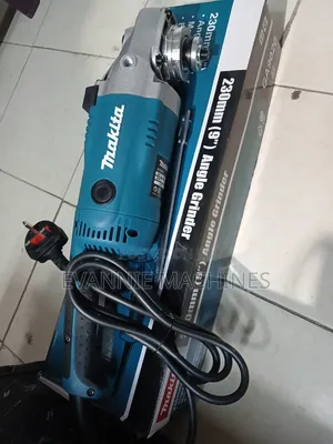 Makita Angle Grinder 9"