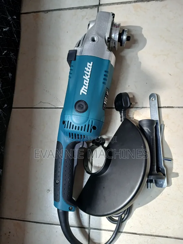 Makita 2200W Electric Angle Grinder Mpya - 1