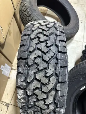 Comforser 205/65R15 Tairi ya All-Terrain