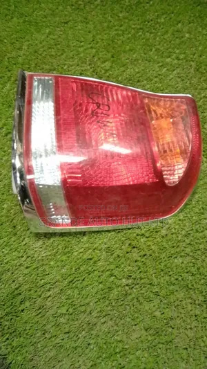 Taa ya Nyuma ya Toyota Crown (2008)