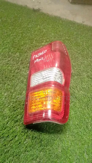 Pajero Mini Taillight (Iliyoitumika)