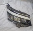 Mataa ya Xenon Toyota Voxy 2014 - 1
