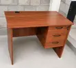 3-Drawer Office Desk - Kituo cha Kazi cha Kisasa chenye Kifungio - 2