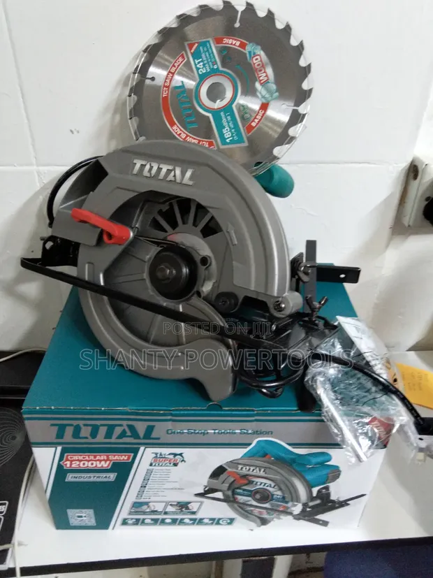 Total Circular Saw 1200W - 1