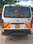 Toyota HiAce Safari Van 2010 - 5