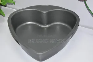 Love Heart Baking Tin