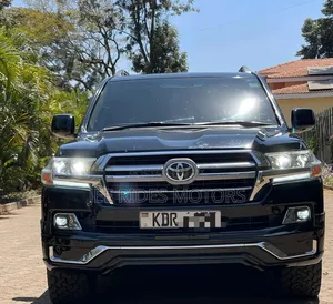 Toyota Land Cruiser ZX 2011