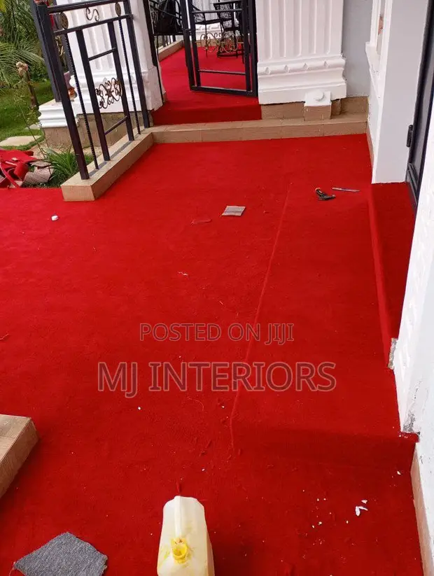 Red Wall-to-Wall Carpet Installation for Offices - 1