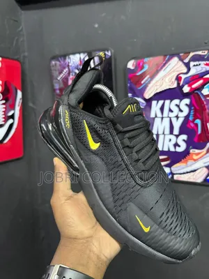 Nike Air Max 270 Sneakers