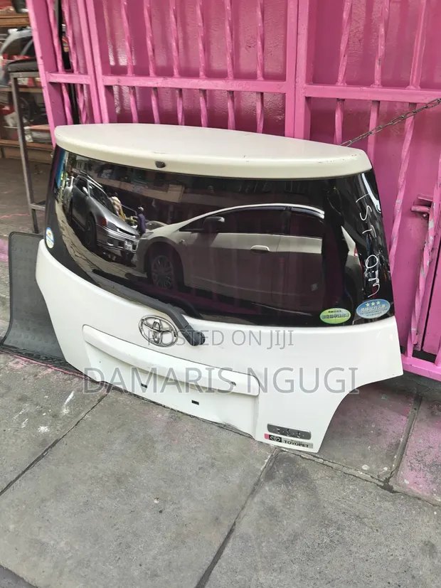 Toyota IST Boot 2003-2007 (Modeli ya Kale) - 1